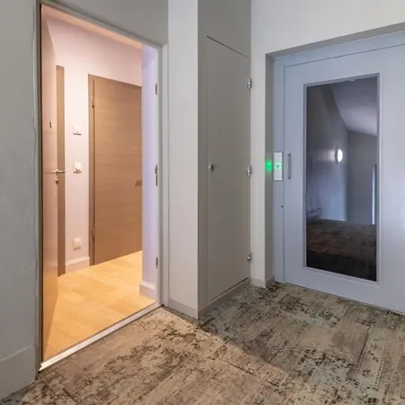 Delavigne Furnished Flat *
